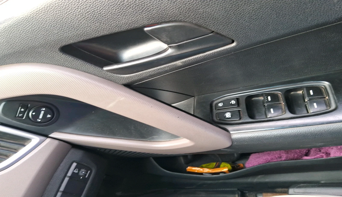 2019 Hyundai Creta E PLUS 1.6 PETROL, Petrol, Manual, 66,898 km, interior