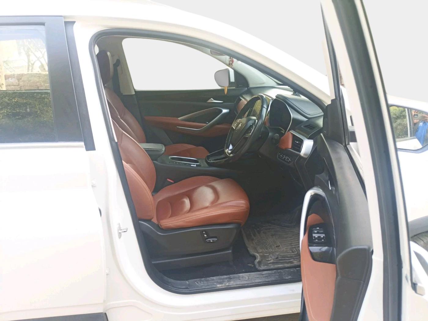 2020 MG HECTOR PLUS SHARP 1.5 PETROL TURBO DCT 6-STR, Petrol, Automatic, 65,869 km, interior