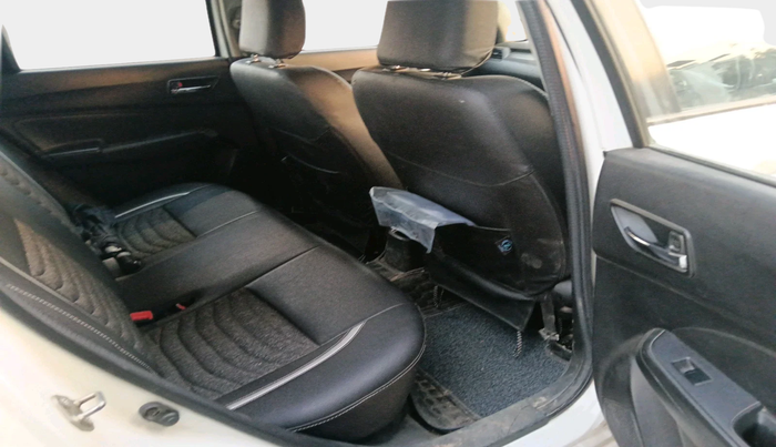 2020 Maruti Swift VXI AMT, Petrol, Automatic, 44,298 km, interior