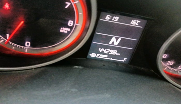 2020 Maruti Swift VXI AMT, Petrol, Automatic, 44,298 km, interior