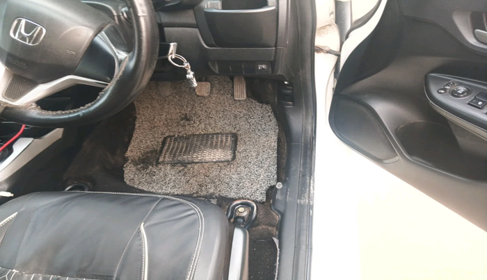 2015 Honda Jazz 1.2L I-VTEC V, Petrol, Manual, 80,746 km, interior