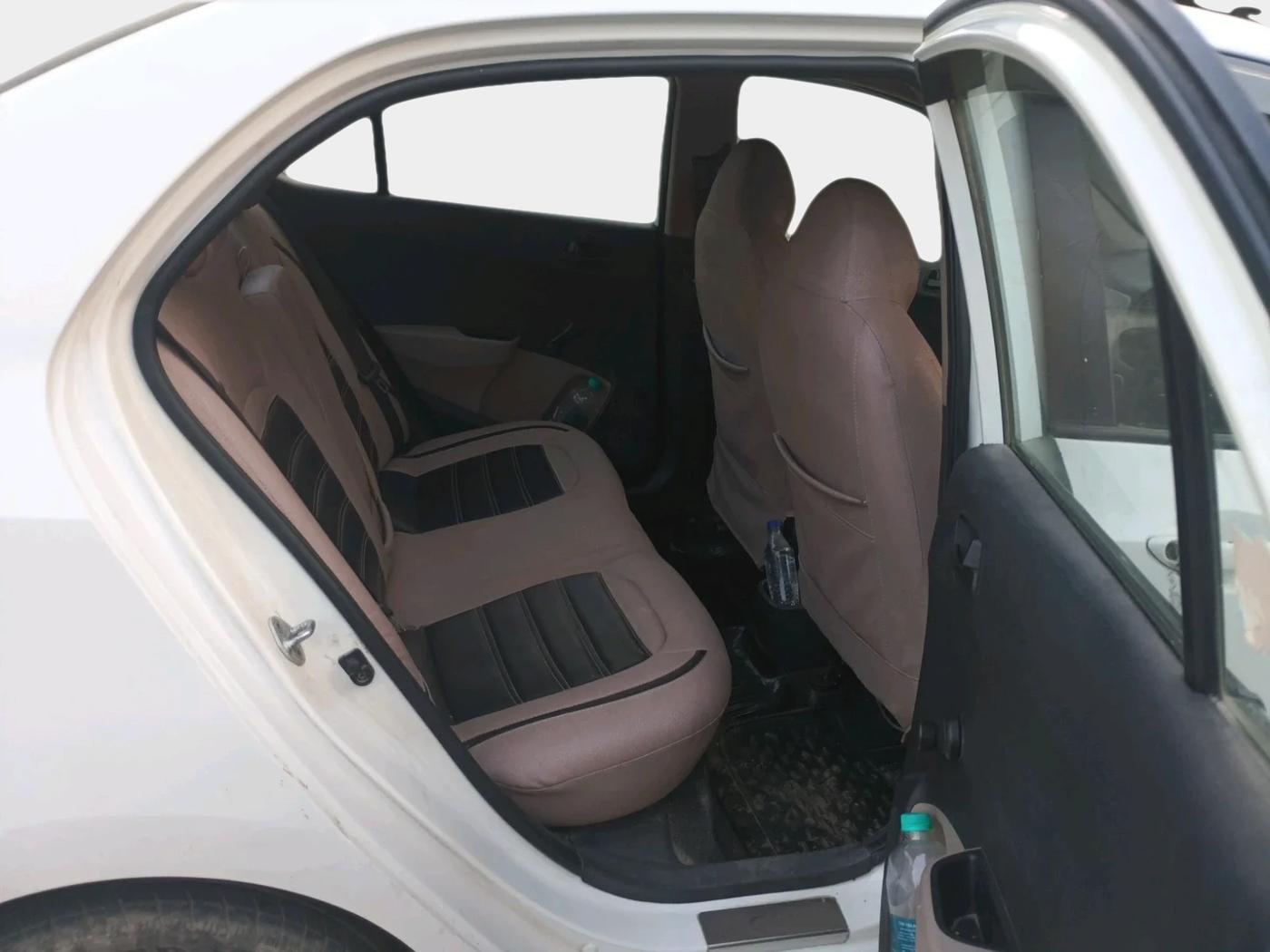 2014 Hyundai Xcent BASE 1.2, Petrol, Manual, 42,299 km, interior