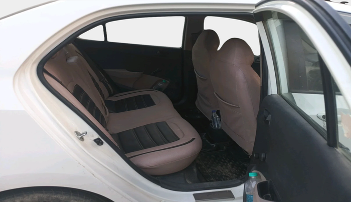 2014 Hyundai Xcent BASE 1.2, Petrol, Manual, 42,299 km, interior