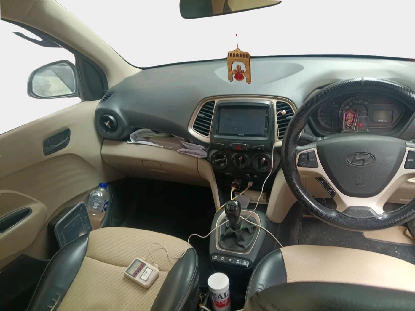 2020 Hyundai NEW SANTRO SPORTZ EXECUTIVE MT CNG, CNG, Manual, 1,39,977 km, interior