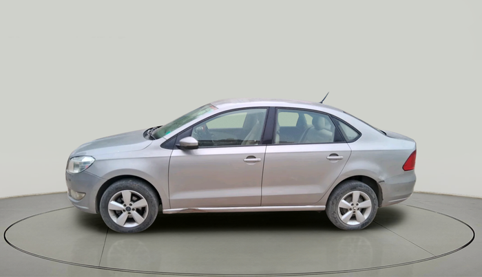 2016 Skoda Rapid AMBITION 1.5 TDI, Diesel, Manual, 1,47,307 km, exterior