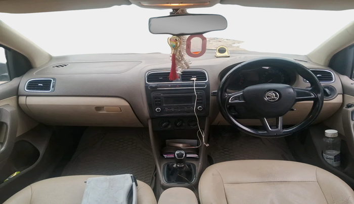 2016 Skoda Rapid AMBITION 1.5 TDI, Diesel, Manual, 1,47,307 km, interior