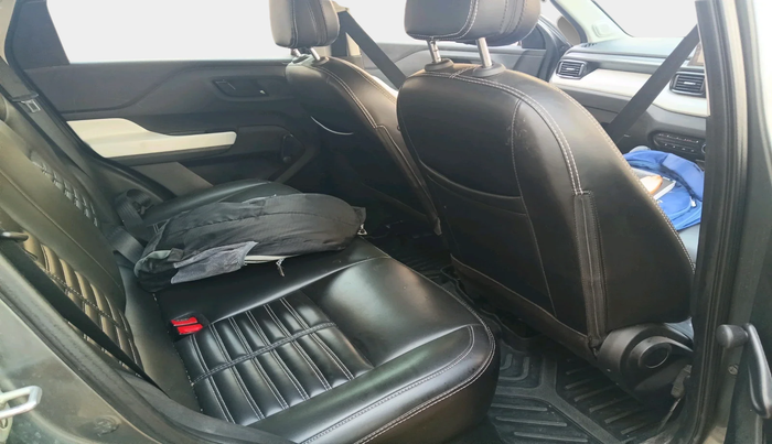 2024 Tata PUNCH PURE MT, Petrol, Manual, 15,689 km, interior