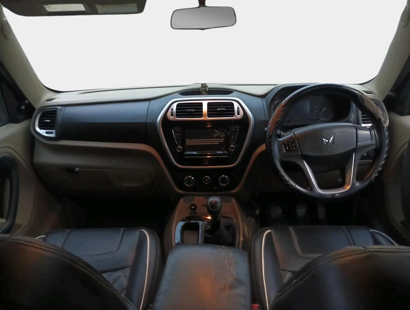 2023 Mahindra BOLERO NEO N 8, Diesel, Manual, 54,118 km, interior