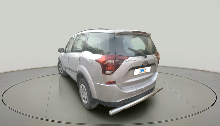 2018 Mahindra XUV500 W7, Diesel, Manual, 1,09,541 km, exterior