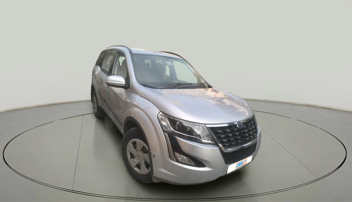 2018 Mahindra XUV500 W7, Diesel, Manual, 1,09,541 km, exterior