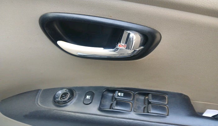 2012 Hyundai i10 SPORTZ 1.2 AT, Petrol, Automatic, 85,408 km, interior