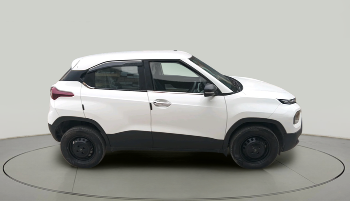 2022 Tata PUNCH PURE MT, Petrol, Manual, 9,415 km, exterior