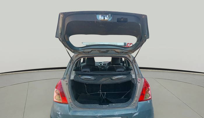 2011 Maruti Swift VXI, Petrol, Manual, 1,04,719 km, exterior