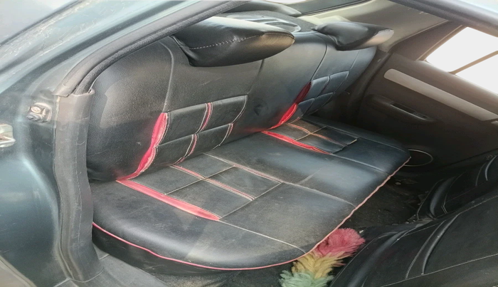 2011 Maruti Swift VXI, Petrol, Manual, 1,04,719 km, interior