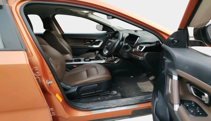 2019 Tata Harrier XZ 2.0L, Diesel, Manual, 59,324 km, interior