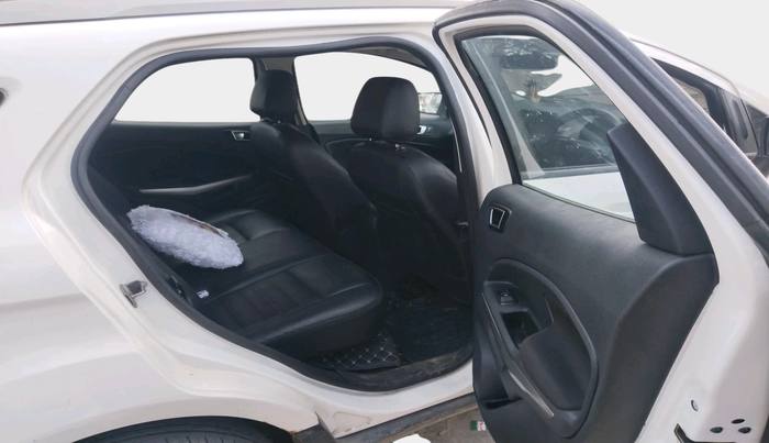 2018 Ford Ecosport TITANIUM 1.5L DIESEL, Diesel, Manual, 1,05,875 km, interior