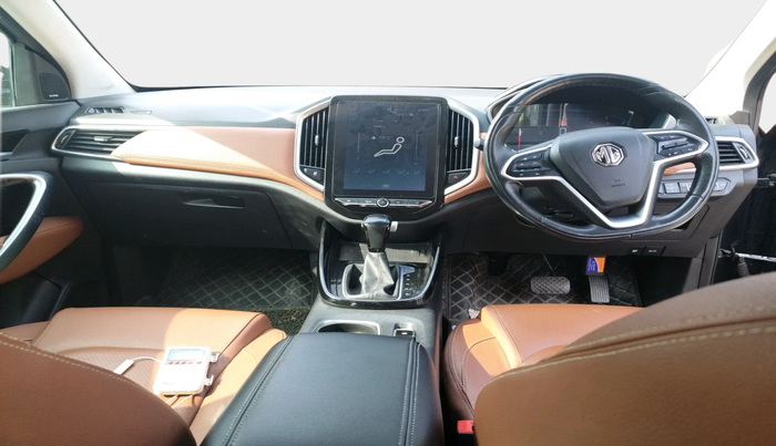 2022 MG HECTOR PLUS SHARP 1.5 PETROL TURBO CVT 6-STR, Petrol, Automatic, 43,413 km, interior