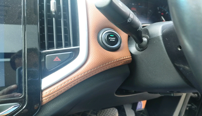 2022 MG HECTOR PLUS SHARP 1.5 PETROL TURBO CVT 6-STR, Petrol, Automatic, 43,413 km, interior