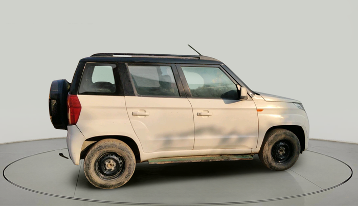 2018 Mahindra TUV300 T6 PLUS, Diesel, Manual, 1,08,052 km, exterior