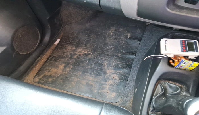 2012 Maruti Wagon R 1.0 LXI, Petrol, Manual, 53,816 km, interior