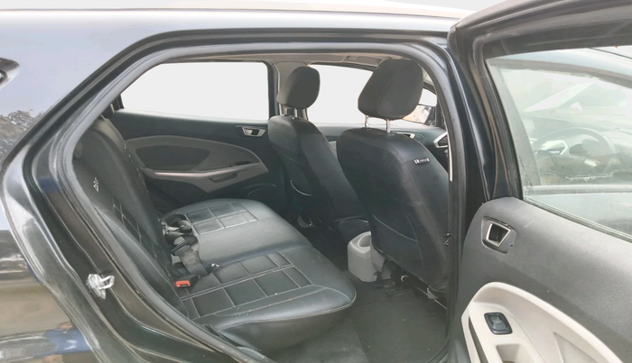 2017 Ford Ecosport TITANIUM 1.5L DIESEL, Diesel, Manual, 1,04,947 km, interior