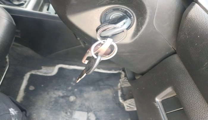 2019 Maruti Swift VXI, Petrol, Manual, 1,56,229 km, interior