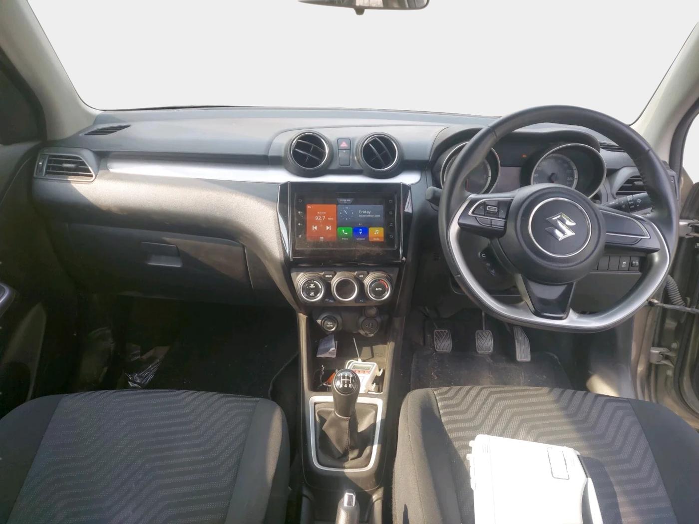 2023 Maruti Swift ZXI, Petrol, Manual, 8,484 km, interior