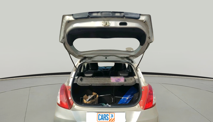 2015 Maruti Swift VXI, Petrol, Manual, 87,013 km, exterior