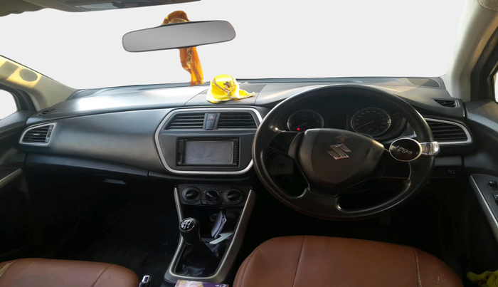 2016 Maruti S Cross SIGMA 1.3, Diesel, Manual, 68,748 km, interior