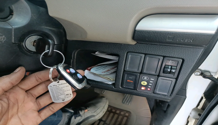 2016 Maruti Wagon R 1.0 LXI CNG, Petrol, Manual, 96,998 km, interior