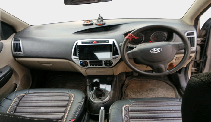 2013 Hyundai i20 MAGNA (O) 1.2, Petrol, Manual, 87,484 km, interior