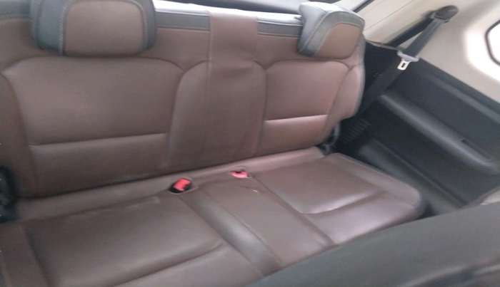 2023 Mahindra SCORPIO-N Z8 L DIESEL AT 2WD 7 STR, Diesel, Automatic, 60,012 km, interior