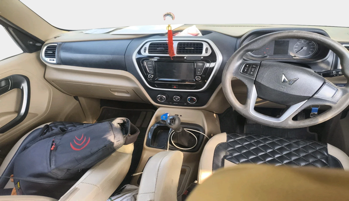 2023 Mahindra BOLERO NEO N8 R, Diesel, Manual, 49,172 km, interior