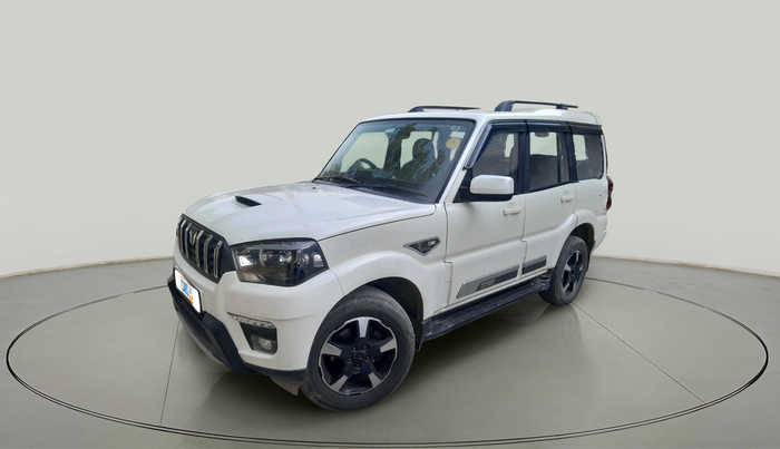 2023 Mahindra SCORPIO CLASSIC S11 MT 7S CC, Diesel, Manual, 85,506 km, exterior