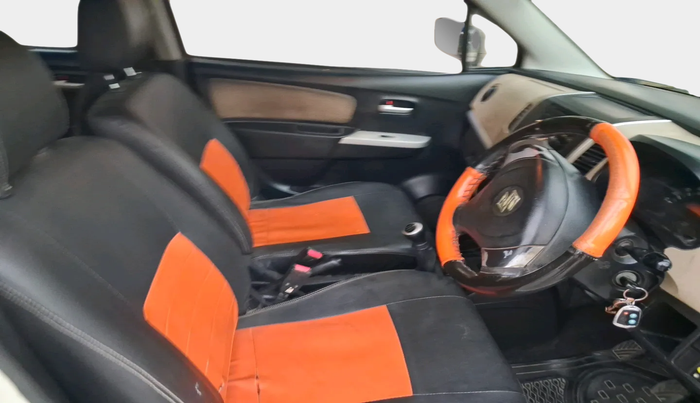 2017 Maruti Wagon R 1.0 LXI CNG, Petrol, Manual, 1,60,129 km, interior