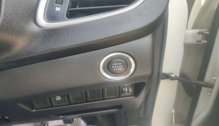 2019 Toyota Glanza G, Petrol, Manual, 38,488 km, interior