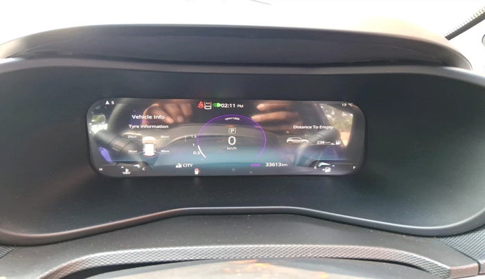 2023 Tata NEXON FEARLESS + SUNROOF DCA DUAL TONE 1.2 PETROL, Petrol, Automatic, 33,613 km, interior