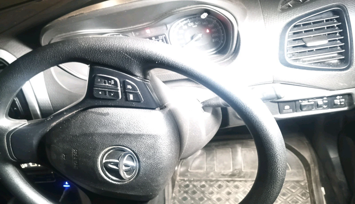 2022 Toyota URBAN CRUISER MID GRADE AT, Petrol, Automatic, 65,665 km, interior