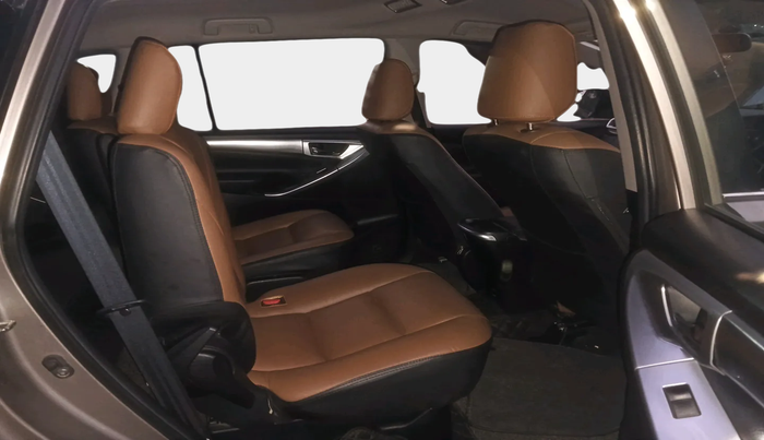 2018 Toyota Innova Crysta 2.4 G 7 STR, Diesel, Manual, 1,15,479 km, interior