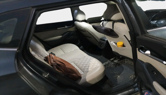 2020 KIA SELTOS HTX 1.5 DIESEL, Diesel, Manual, 1,00,594 km, interior