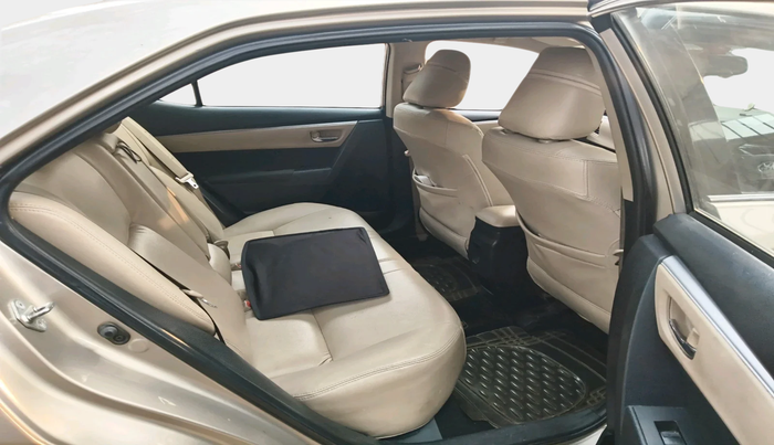 2016 Toyota Corolla Altis G CVT PETROL, Petrol, Automatic, 1,12,012 km, interior