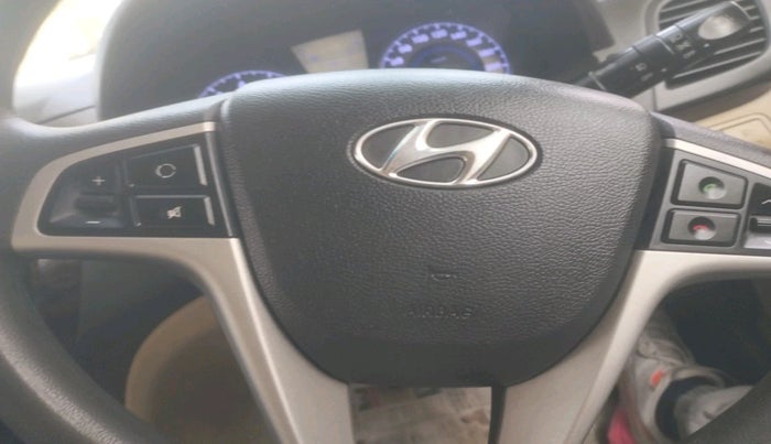 2012 Hyundai Verna FLUIDIC 1.6 VTVT SX, Petrol, Manual, 89,676 km, interior