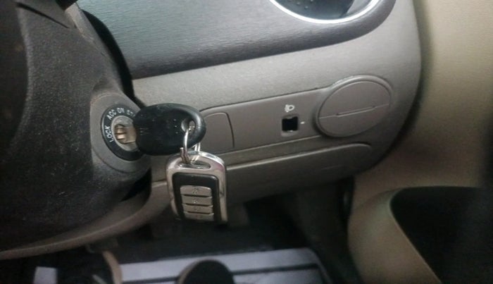 2011 Hyundai i10 SPORTZ 1.2, Petrol, Manual, 63,962 km, interior