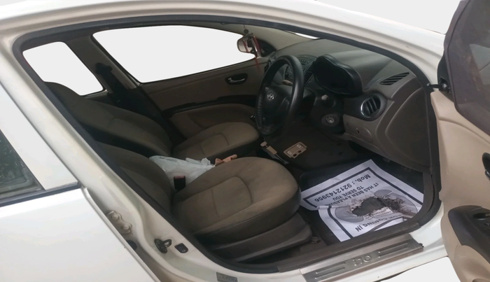 2011 Hyundai i10 SPORTZ 1.2, Petrol, Manual, 63,962 km, interior