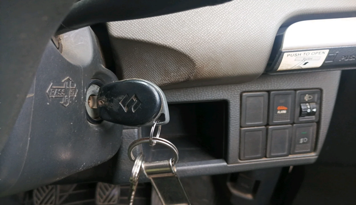 2012 Maruti Wagon R 1.0 VXI, Petrol, Manual, 84,799 km, interior