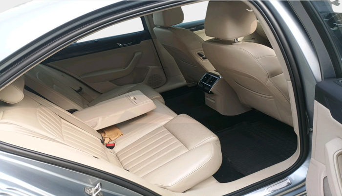 2019 Skoda Superb L&K 1.8 TSI AT, Petrol, Automatic, 95,898 km, interior