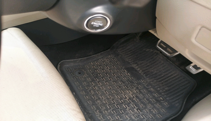 2019 Skoda Superb L&K 1.8 TSI AT, Petrol, Automatic, 95,898 km, interior