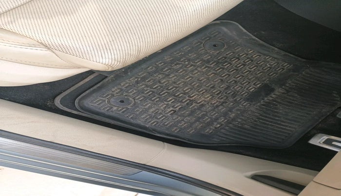 2019 Skoda Superb L&K 1.8 TSI AT, Petrol, Automatic, 95,898 km, interior