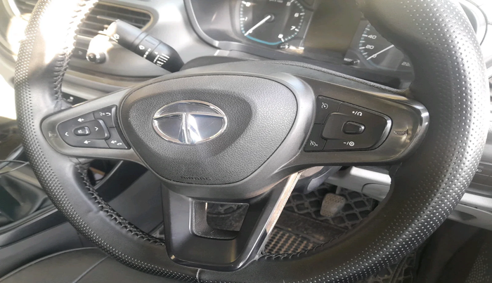 2020 Tata ALTROZ XT DIESEL, Diesel, Manual, 65,375 km, interior