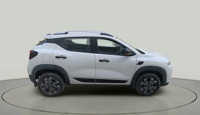 2022 Renault Kiger RXZ MT, Petrol, Manual, 16,663 km, exterior